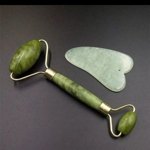 Jade roller